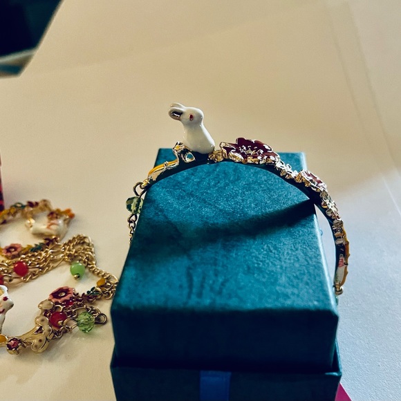 This delightful, delicate set, just like the Les Nereides - Picture 8 of 9